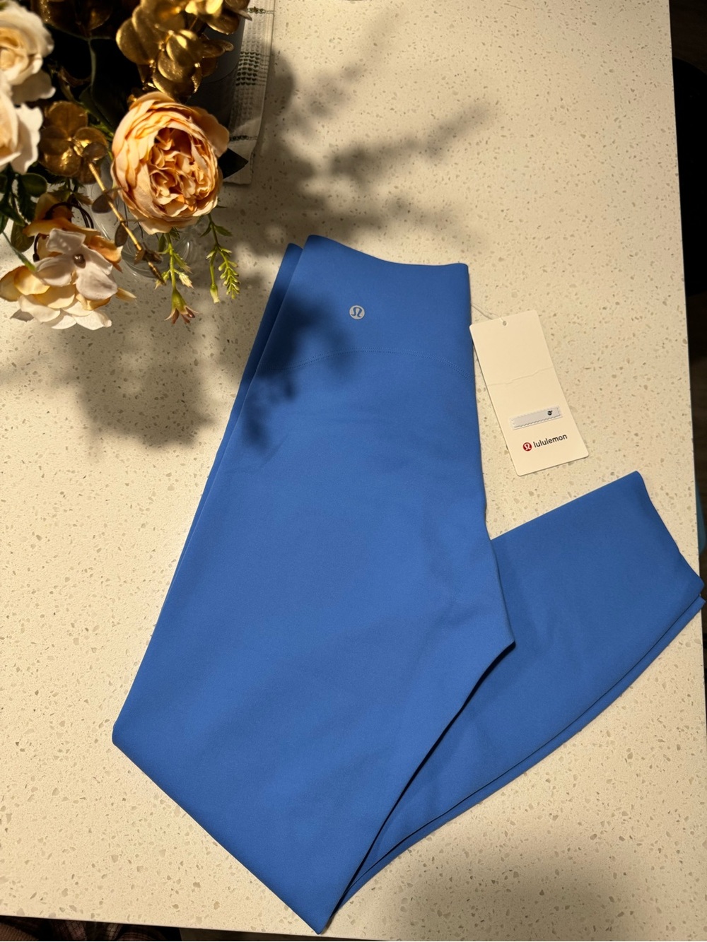 Lululemon Glow Up Leggings 25 “ Pool Size 8 - Picture 1 of 5